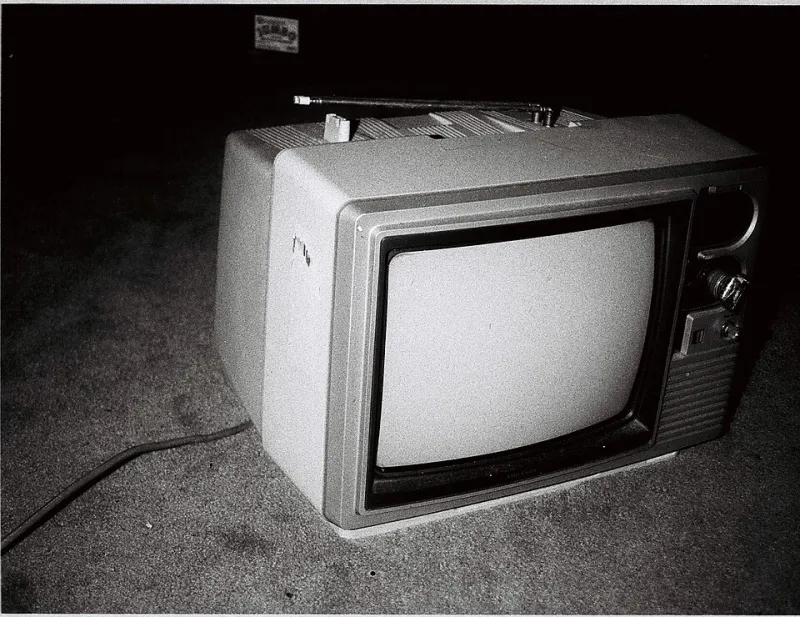 3 AM Television: Why Dead Air and Test Patterns Feel Like Home